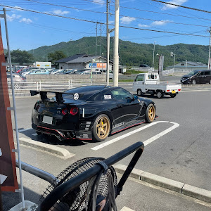 NISSAN GT-R R35