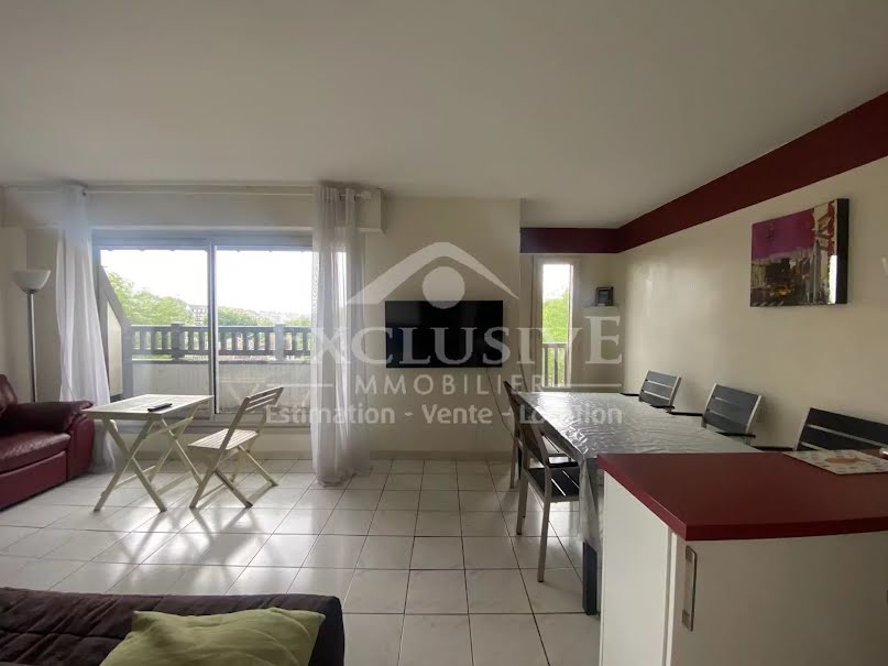 Vente appartement 3 pièces  à Deauville (14800), 330 750 €