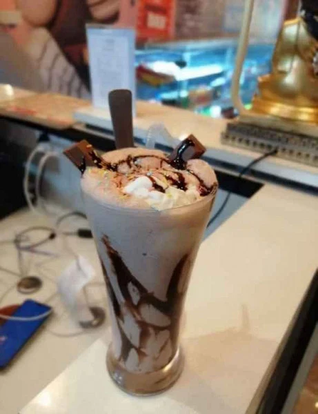 Kitkat Shake