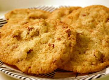 Pecan Crisp Cookies !  Flavors of Cape Cod