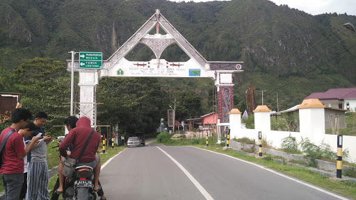 Samosir Gate