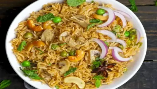 Matar Mushroom Fried Rice