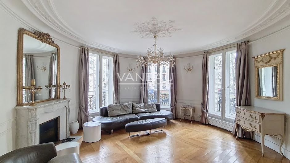 Location meublée appartement 6 pièces 135.51 m² à Paris 16ème (75016), 4 780 €