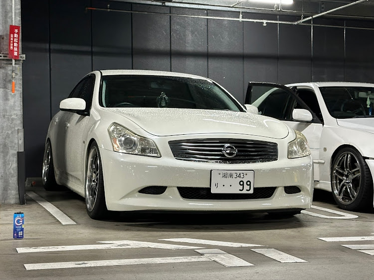 スカイラインのV36 スカイライン・v36・ホイールお披露目・車高調整に関するカスタム事例の投稿画像1枚目