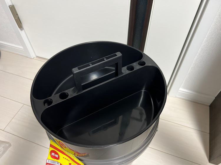 ステップワゴンスパーダのアストロプロダクツ・アストロプロダクツでの購入品・SALE品・バケットドリー・グリッドガードに関するカスタム事例の投稿画像3枚目