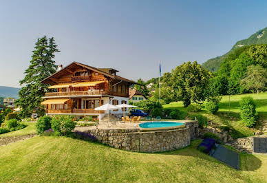 House with garden and terrace 1