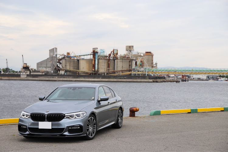 5シリーズ セダンのGarage EVE.RYN・ENERGY Complete・ENERGY Motor Sports・BMW三重MT・オフ会に関するカスタム事例の投稿画像5枚目