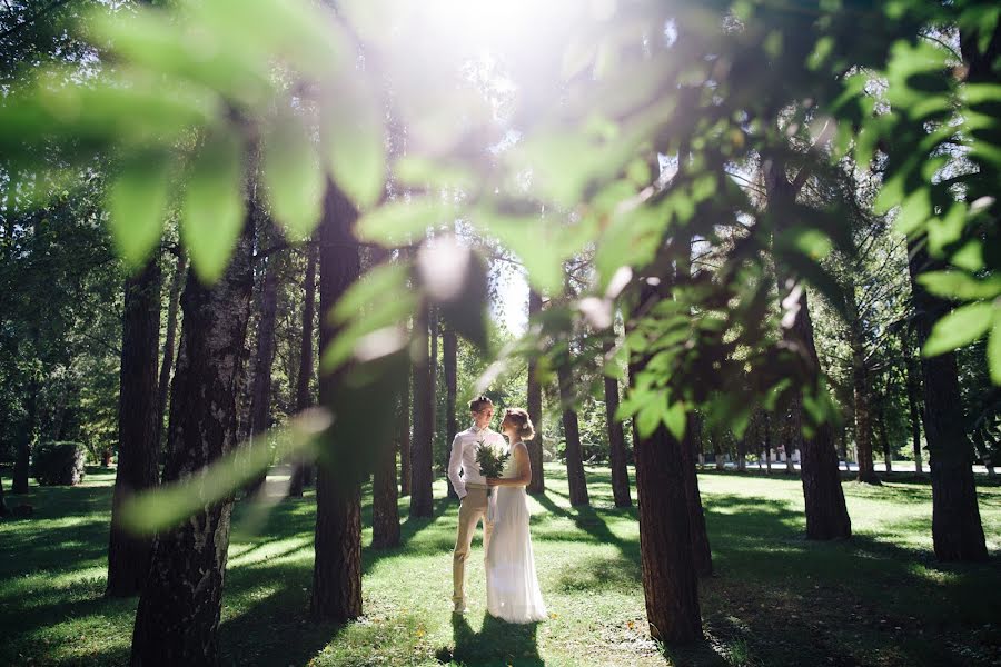 Wedding photographer Maksim Pervomay (pervomay). Photo of 28 November 2016