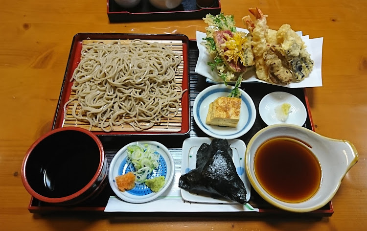 パッソのテーマは秋・十和田市現代美術館・新蕎麦の季節・夜露死苦ガールに関するカスタム事例の投稿画像2枚目
