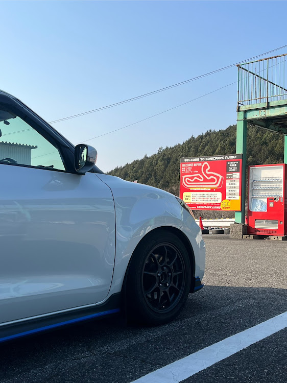 スイフトスポーツのいつもいいねありがとうございます！・おおいたスイフト・ソニックパーク安心院・カート🏎️=33・大分県に関するカスタム事例の投稿画像4枚目