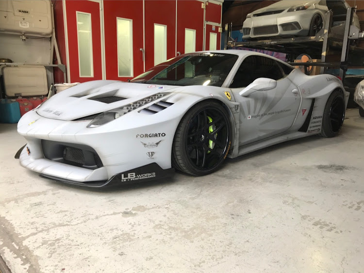 ポンコツさんが投稿したフェラーリ458・LBWK・リバティーウォーク・フェラーリ458イタリアに関するカスタム事例の投稿画像2枚目
