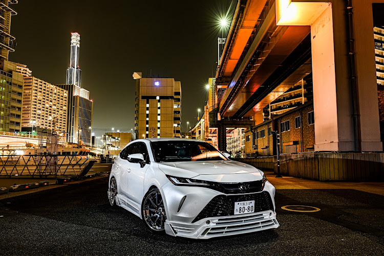 ハリアーのNo Harrier,No Life・神戸夜景に関するカスタム事例の投稿画像1枚目