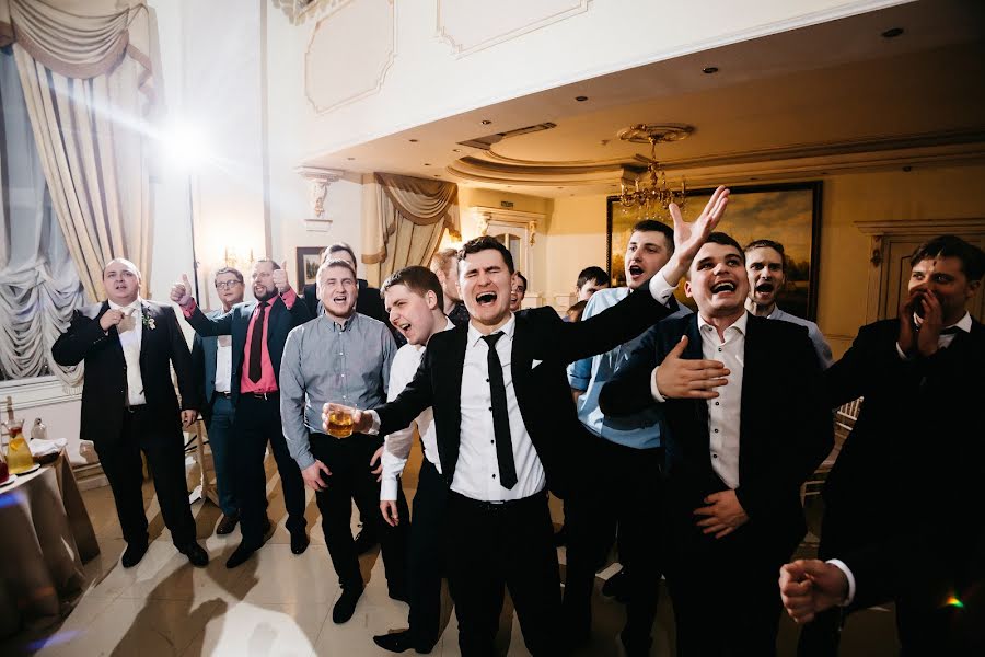 Fotógrafo de casamento Aleksey Kharlampov (kharlampov). Foto de 21 de fevereiro 2018