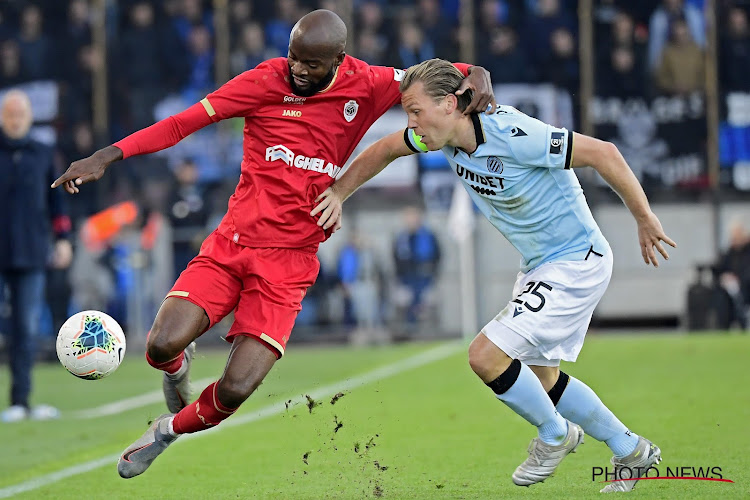 Gek of geniaal, maar Lamkel Zé komt in geheel eigen stijl met reactie na gele kaart: "De fans van Club Brugge hadden ons ook geplaagd"