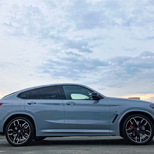 X4 M40i