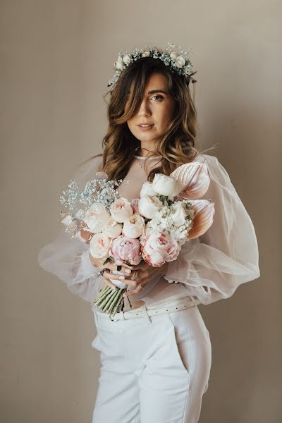 Fotógrafo de bodas Valeriya Kulaeva (svaleriyaphoto). Foto del 3 de julio 2020