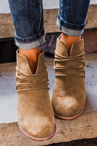 Title 5, Retro V Cutout Shoes Women Chunky Ankle Boots