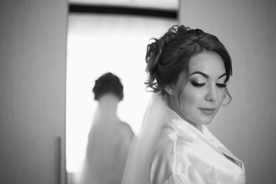 Wedding photographer Katya Gorshkova (katrinazet00106). Photo of 2 December 2016