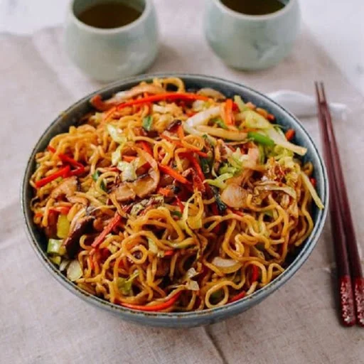 Chicken Schezwan Noodles