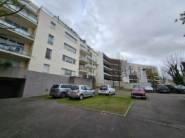 Location  parking   à Bagnolet (93170), 65 €