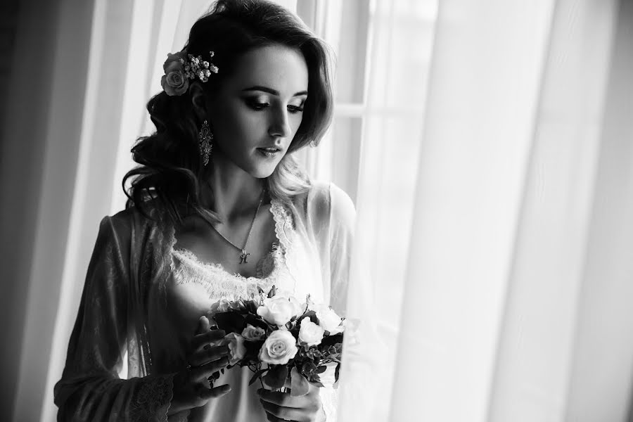 Wedding photographer Vyacheslav Logvinyuk (wedd-ing). Photo of 10 April 2019