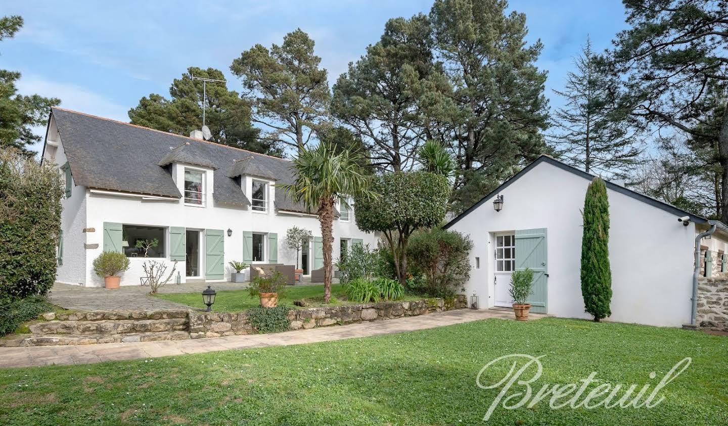 House with terrace Guerande