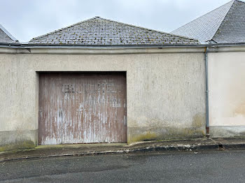 parking à Neuvy-le-Roi (37)