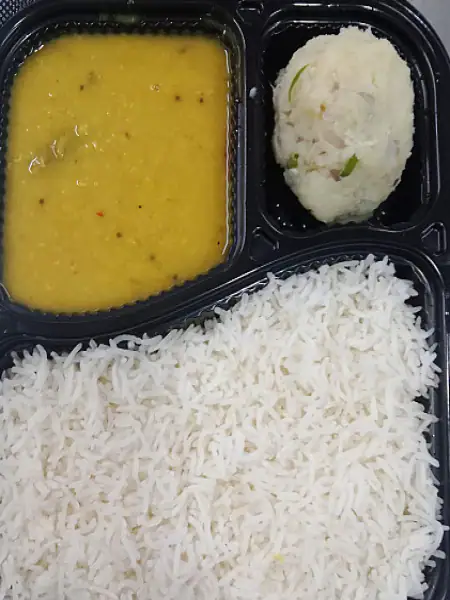 Gobindbhog Rice With Musoor Dal And Aloo Siddho