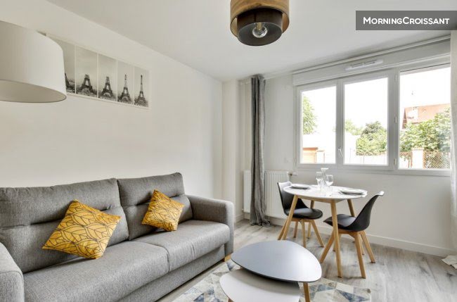 Location meublée appartement 1 pièce 31 m² à Bezons (95870), 1 850 €