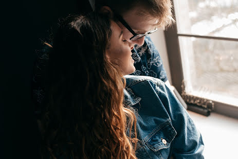 Photographe de mariage Olya Kolos (kolosolya). Photo du 28 mars 2019