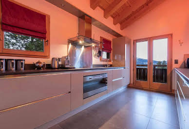 Chalet with panoramic view 4