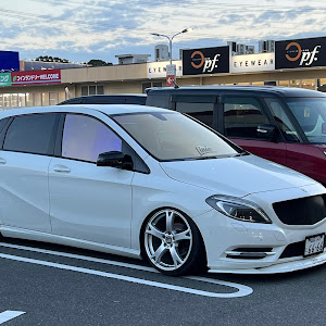 Bクラス W246