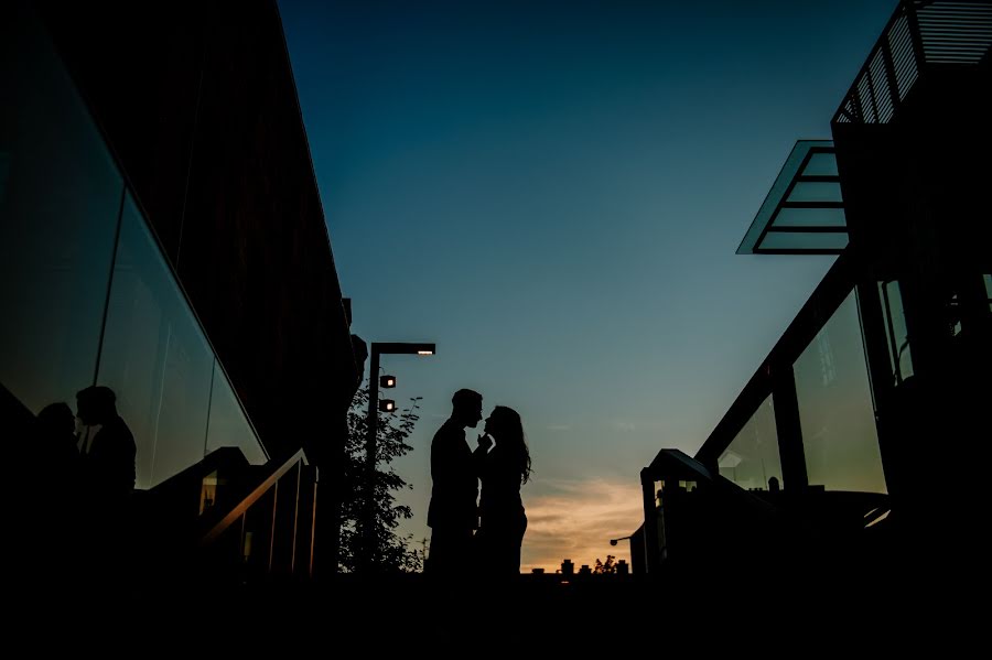 Fotografo di matrimoni Adam Niewiadomski (pieknekadry). Foto del 11 agosto 2022