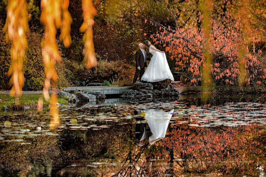 Wedding photographer Mikhail Miloslavskiy (studio-blick). Photo of 16 November 2022