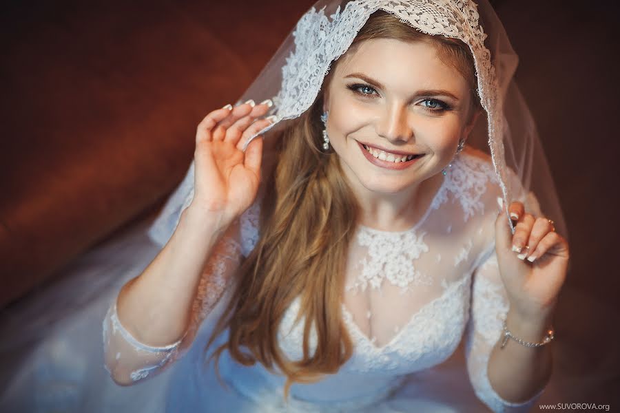 Fotógrafo de bodas Aleksandra Suvorova (suvorova). Foto del 21 de noviembre 2014