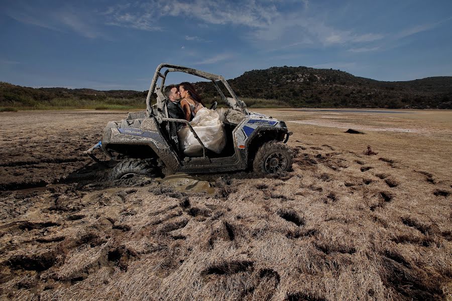 Fotógrafo de casamento Panos Rekouniotis (recouniotis). Foto de 3 de agosto 2019