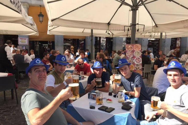 ? Les supporters de Bruges mettent l'ambiance sur la Plaza Mayor de Madrid (vidéos)