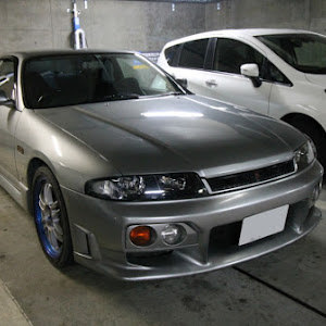 スカイライン R33