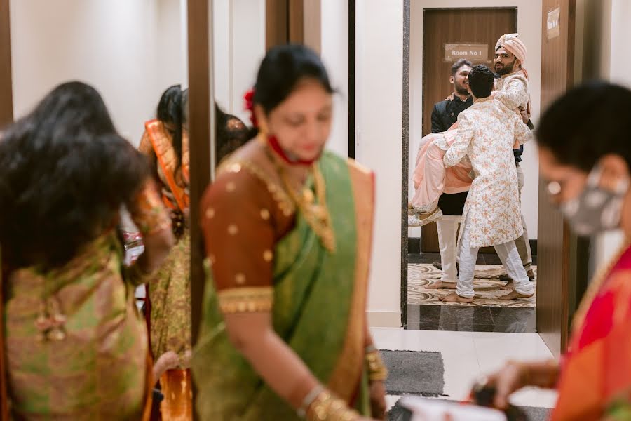 Fotografo di matrimoni Shanthan Reddy (shanthanreddy). Foto del 13 ottobre 2021