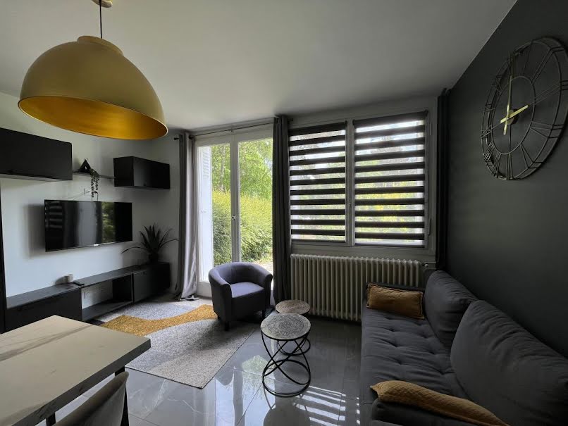Location meublée maison 7 pièces 96 m² à Herouville-saint-clair (14200), 1 390 €