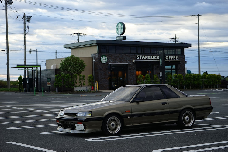 スカイラインの日産・スカイライン・オーテック・R31・川島町役場に関するカスタム事例の投稿画像2枚目