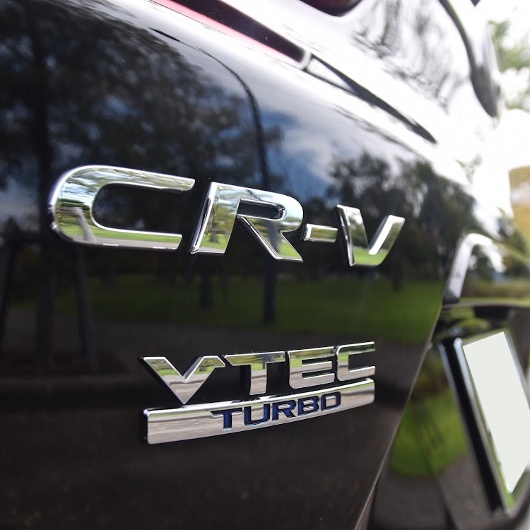 CR-Vの新緑と愛車・グレードエンブレム見てみたい・ミニ四レーサーと名乗っていた少年時代・BF Goodrich ALL-Terrain T/A KO2・DELTA FORCE OVALに関するカスタム事例の投稿画像3枚目