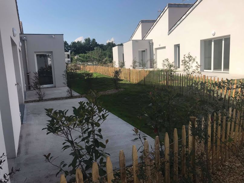 Vente villa 2 pièces 40 m² à Saint-Jean-d'Illac (33127), 176 550 €