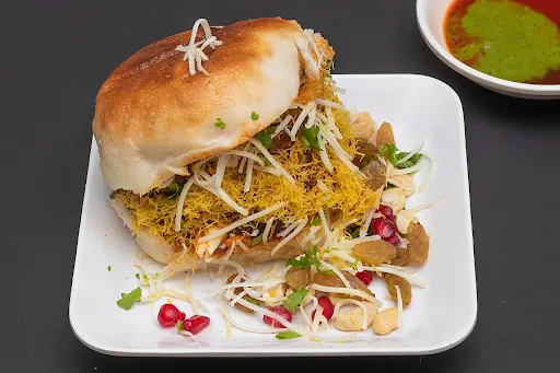 Delite's Special Dabeli