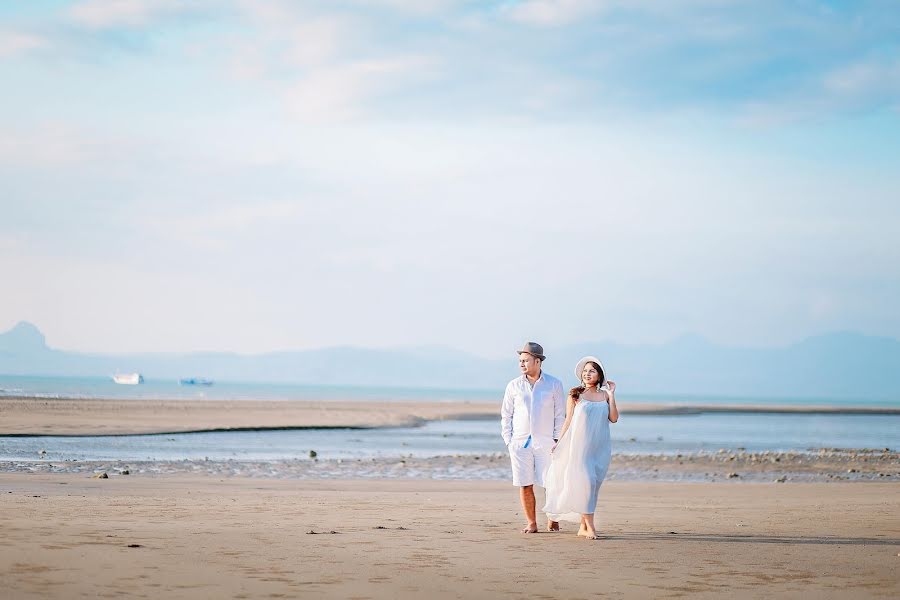 Fotografo di matrimoni Kahar Kasim Dunia Photo Kupang (duniaphotokupang). Foto del 1 giugno 2020