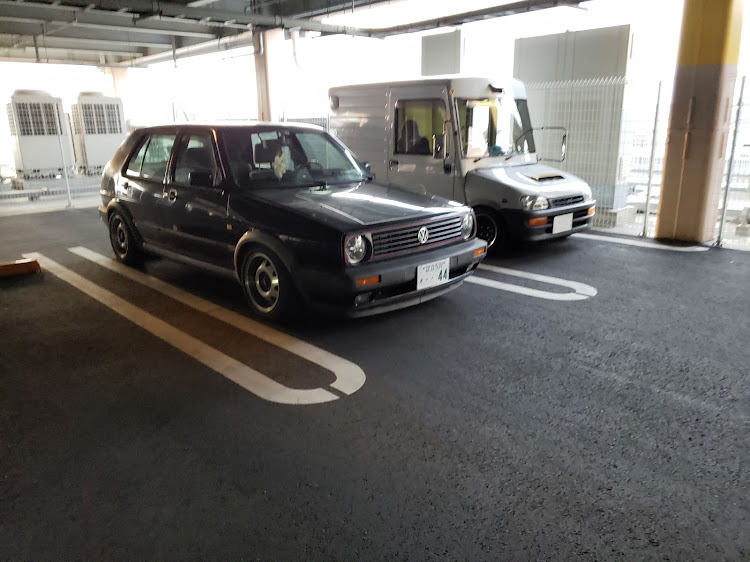 ゴルフ2の右斜め前写真展・スリーポインテッドに関するカスタム事例の投稿画像3枚目