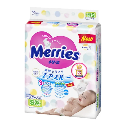 Tã-bỉm dán Merries size S82 miếng (cho bé 4 - 8kg) - Hàng thanh lý