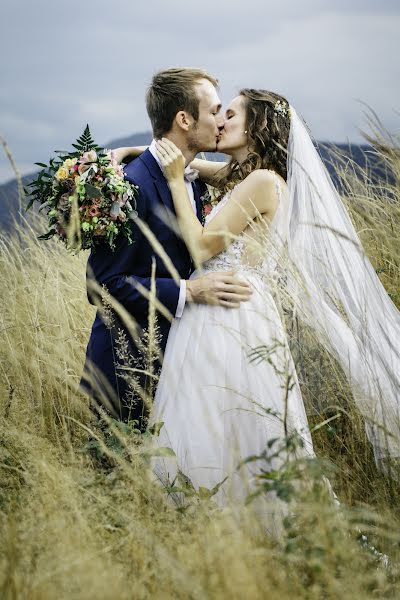 Wedding photographer Radim Tesarcik (luminia). Photo of 23 September 2022