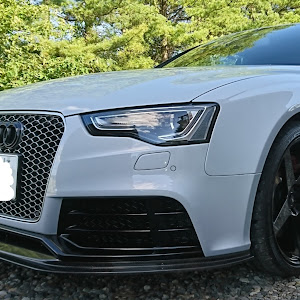 RS5 クーペ B8