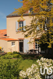 maison à Essarts en Bocage (85)